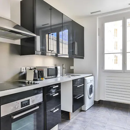 Spacious - 2br-4p - Montmartre-moulin Rouge * Paris